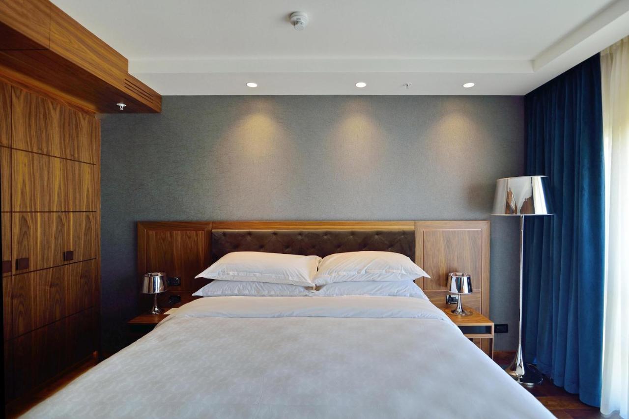 Sheraton Novi Sad Eksteriør billede