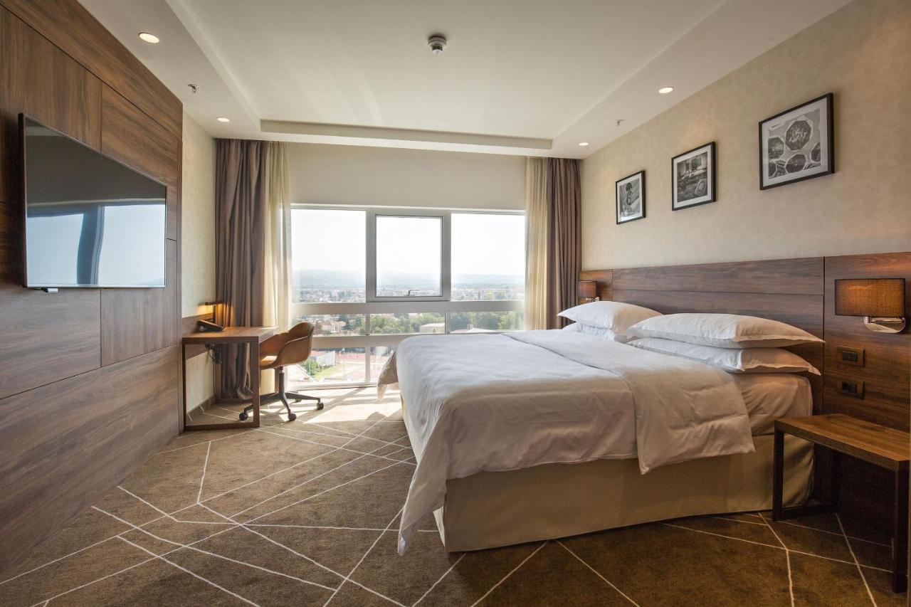 Sheraton Novi Sad Eksteriør billede